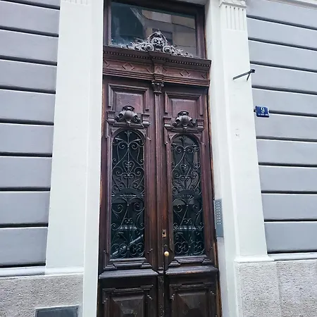 Alojamento de Acomodação e Pequeno-almoço Excelsior Trieste
